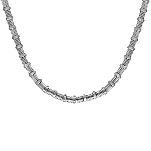 Collier En Acier Motifs Sur Câble écrous Et Cylindres Double Fermoir 50cm + 3cm 2 Collier En Acier Motifs Sur Câble écrous Et Cylindres Double Fermoir 50cm + 3cm – Image 2