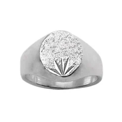 Chevalière En Argent Plateau Ovale Diamanté Ciselé En étoile En Bas